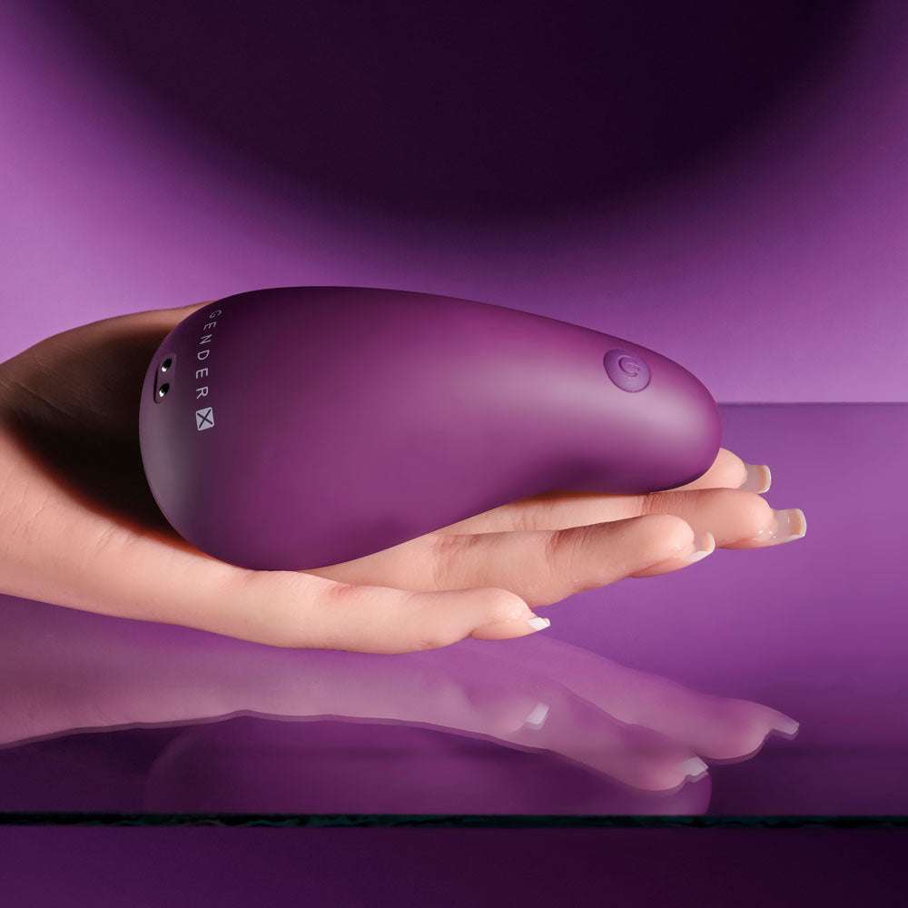 BJ Buddy rechargeable cupped vibrator in purple