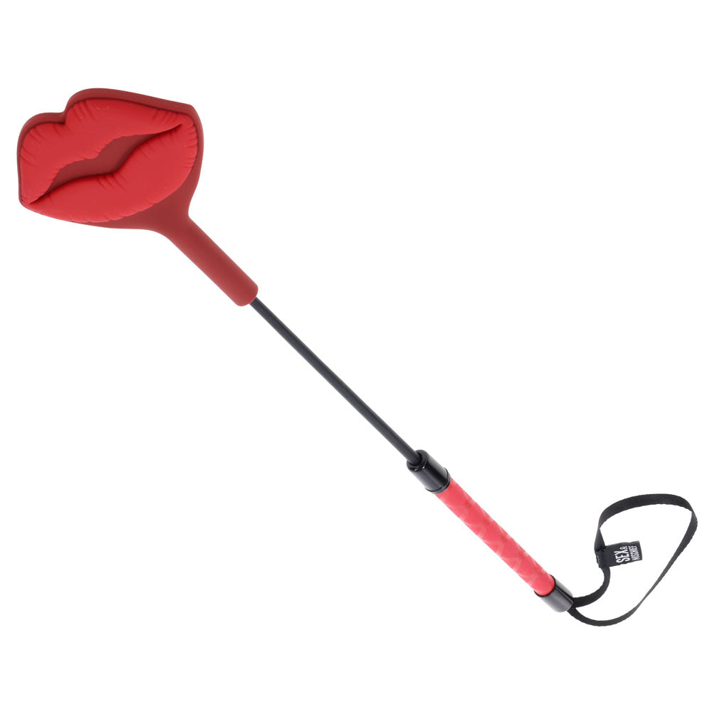 Sex & Mischief Ex’s & Oh’s Kiss Crop with red silicone lip-shaped tip and wrist loop — product detail
